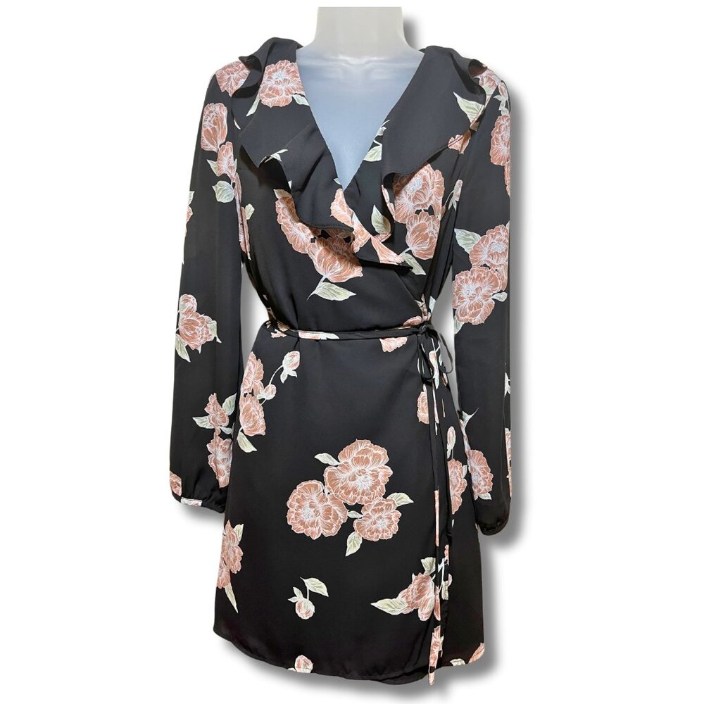 Cupcakes and Cashmere Floral Wrap Dress | Size M